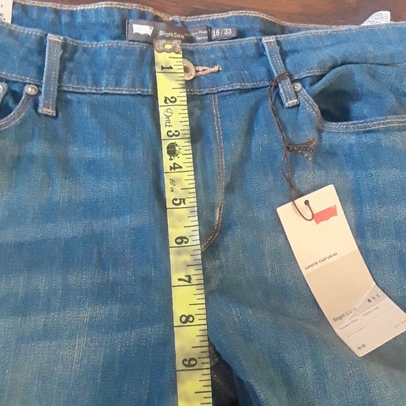 Slight Curve Levi's Curve ID 33x32 Moden Skinny - Picture 5 of 12